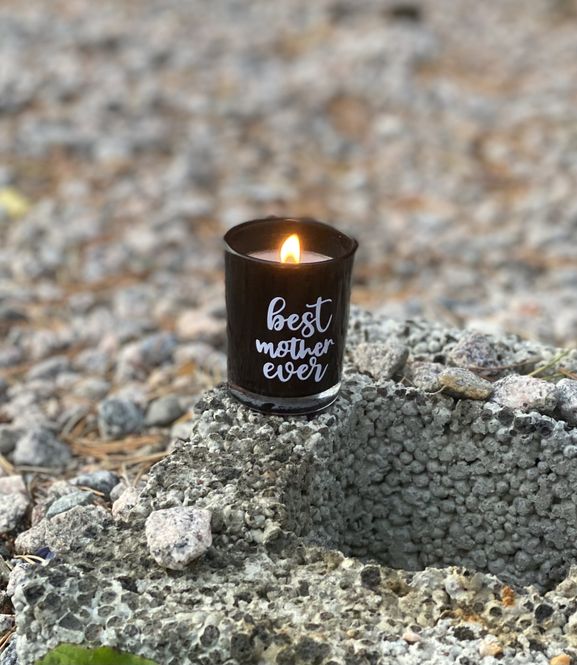 Hovedbilde Svart Duftlys med egen tekst