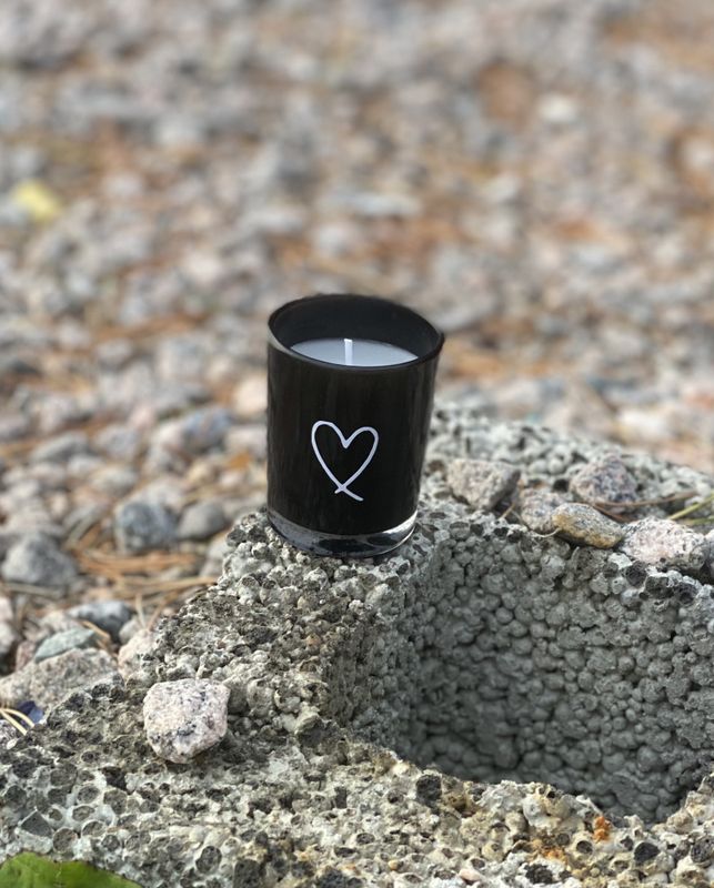 Svart Duftlys med egen tekst